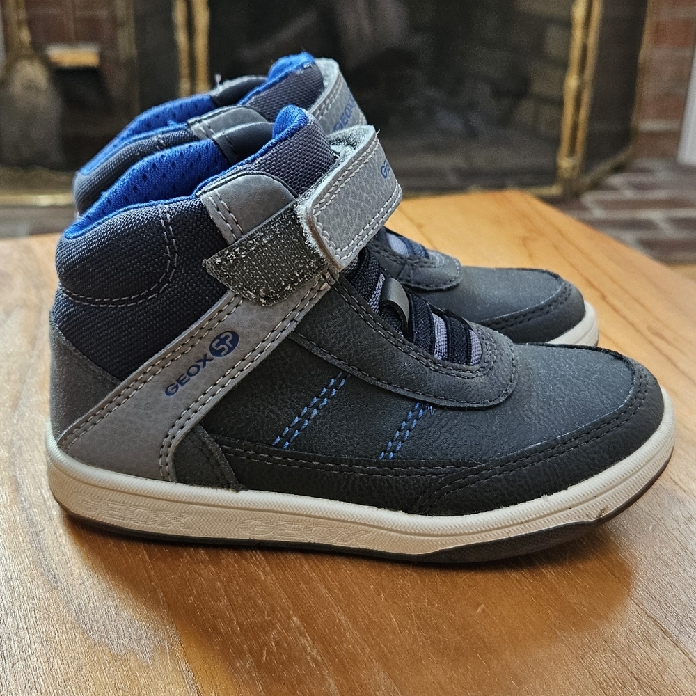US Size 8.5T EU Size 25 Geox Respira Toddler Boys Sneakers